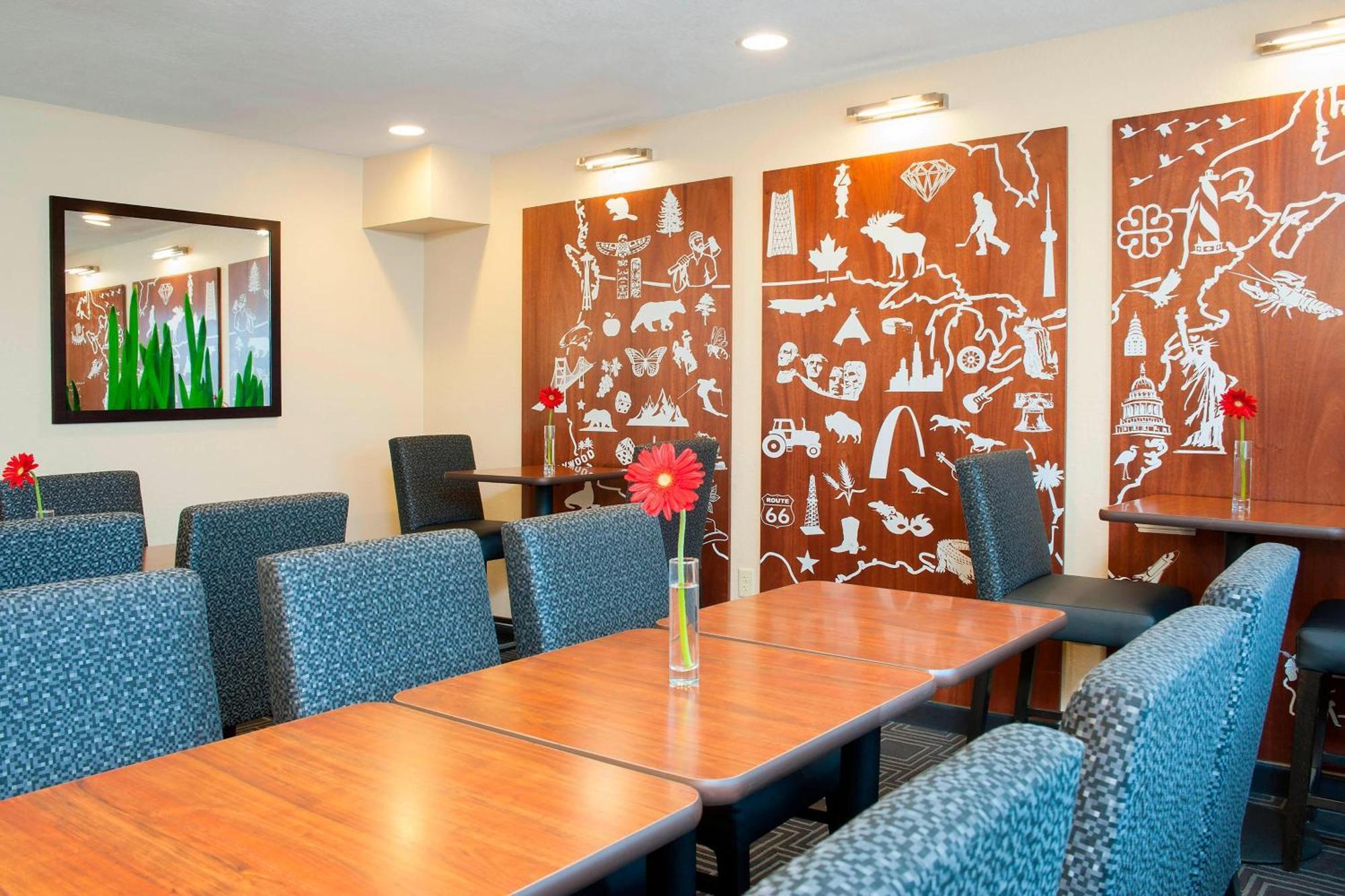 Towneplace Suites Indianapolis Park 100 Extérieur photo