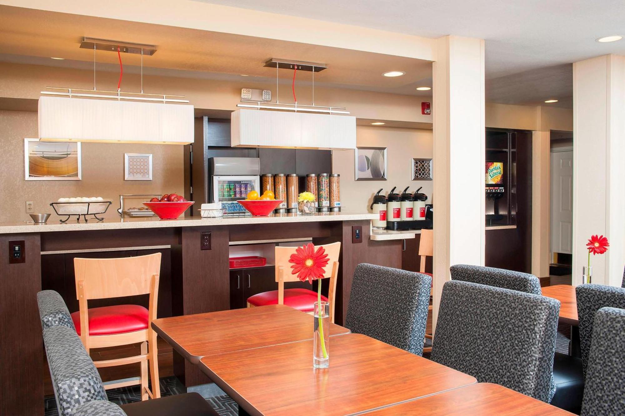 Towneplace Suites Indianapolis Park 100 Extérieur photo